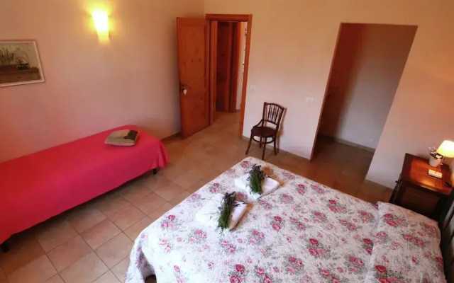 Farmhouse Montalto Near Sandy Beaches