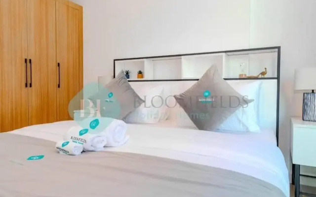 Bloomfields Adorable 1BR in Oasis Ma
