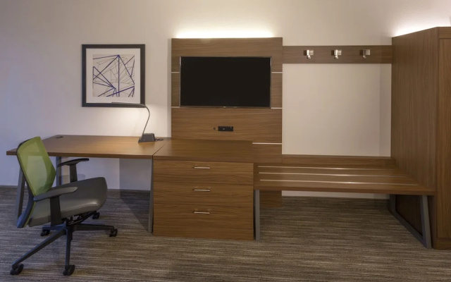 Holiday Inn Express And Suites Seattle South Tukwila