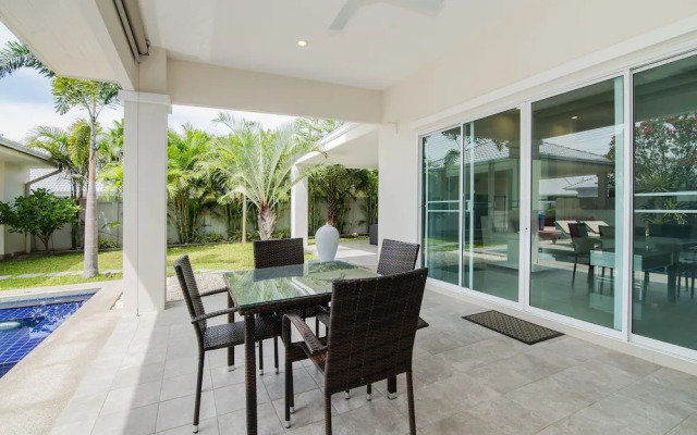 3 Bedroom Pool Villa L53