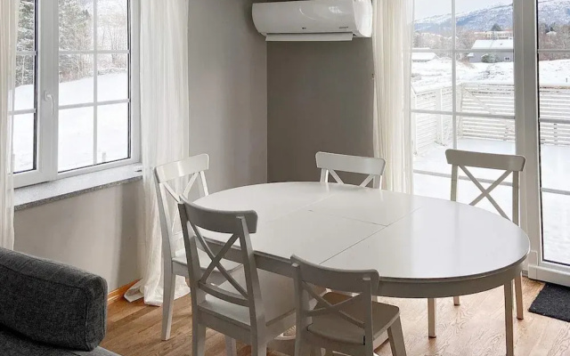 6 Person Holiday Home in Frekhaug