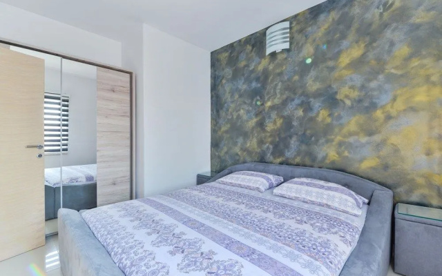 Apartments Mavracic