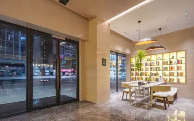 Atour  Hotel  Chengdu Xindu Wuliangye Cultural and Sports Center