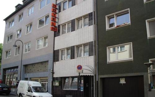 Hotel Einig вид на фасад