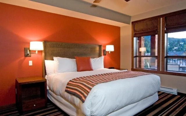 Lodging Ovations