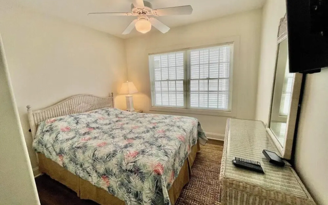 Clayton Street 17B