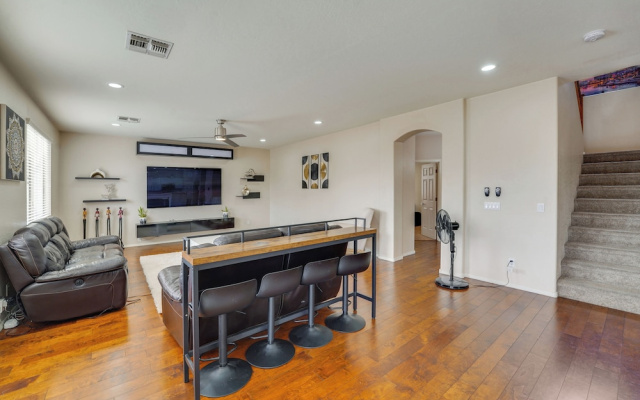 Pool & Great Location! Smart Home in Chandler