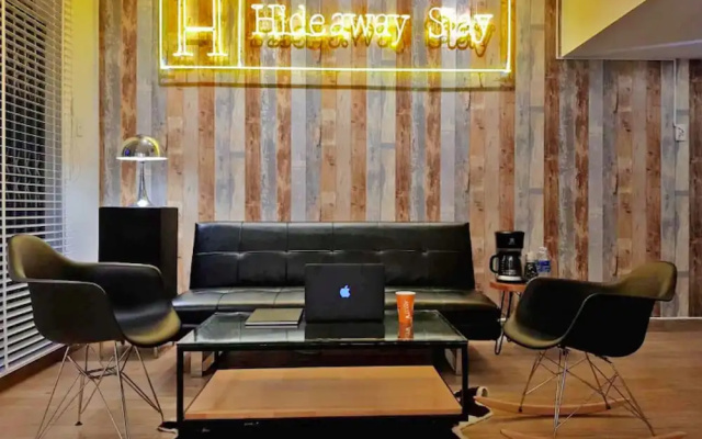 HideawayStay Sleep & Work in Duplex