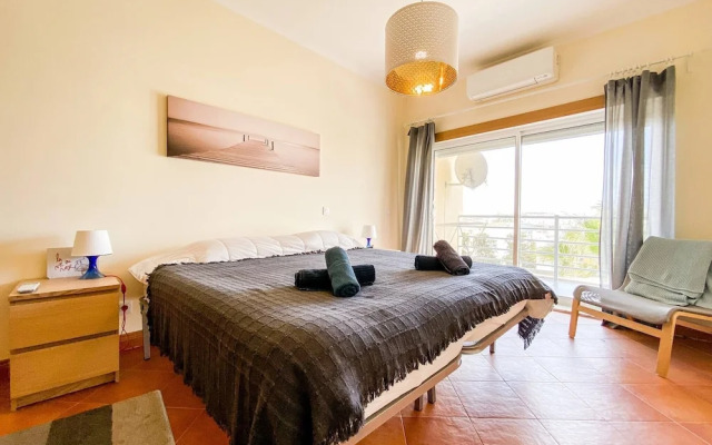 Casa Condomnio do Mar - 8 Minutos da Praia