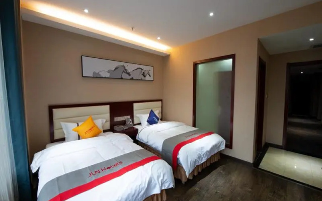 Jun Hotel Guizhou Qiannan Duyun Passenger Station