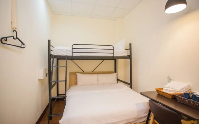 Douzi Stay near Metro - Hostel