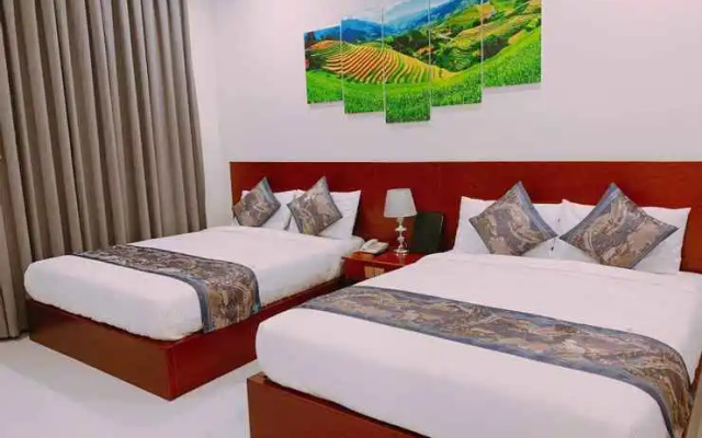 Royal Hotel