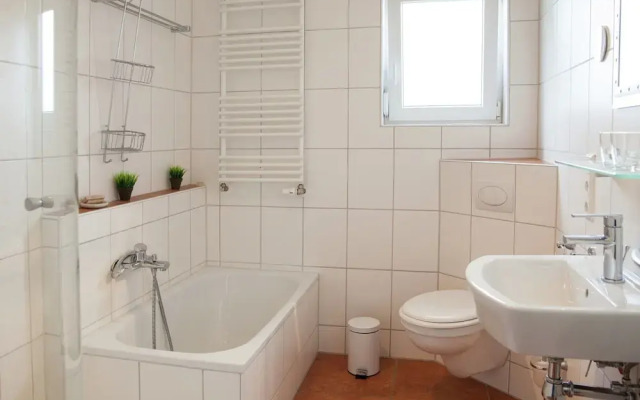 Peaceful Holiday Home in Rascheid near Forest