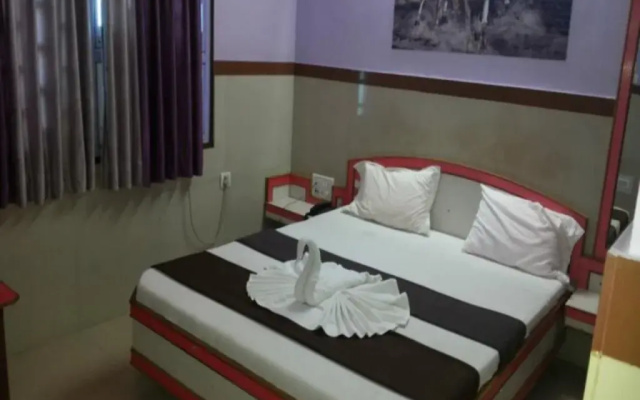 Hotel Shreenidhi Dwarka