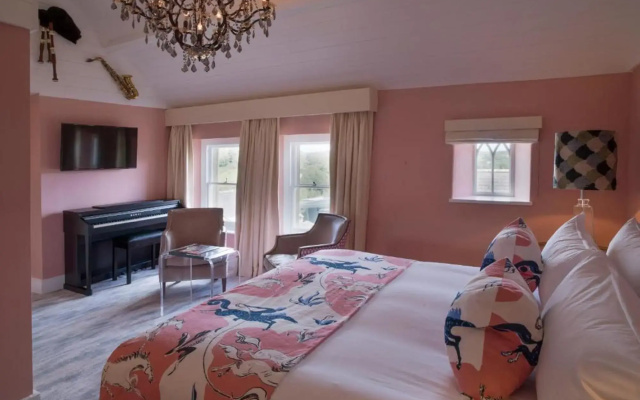 Homewood Hotel & Spa