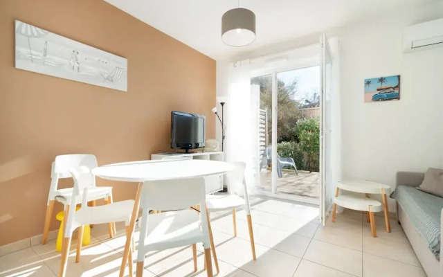 Stylish Stay by Serignan Sea