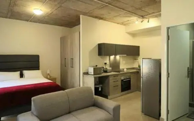Lakeside Apartments