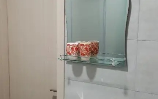 1 room hotel style apartment