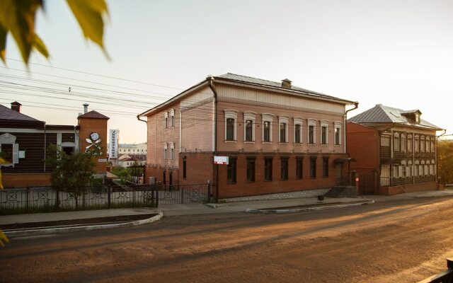 Гостиница Soviet Hotel в Иркутске 1 отзыв об отеле, цены и фото номеров - забронировать гостиницу Soviet Hotel онлайн Иркутск вид на фасад