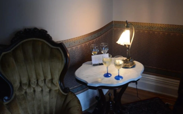 DeLano Mansion Inn