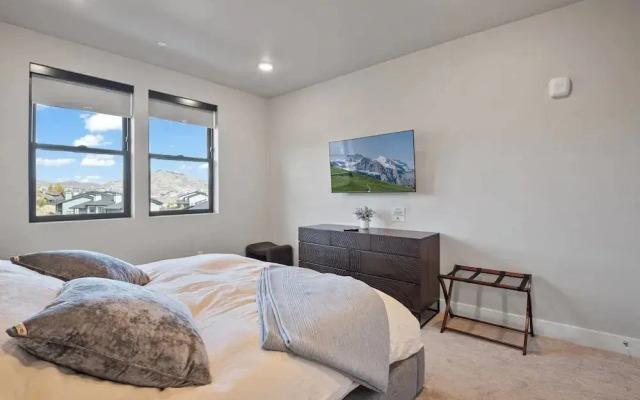 Mountain View Magic - Mayflower Lakeside
