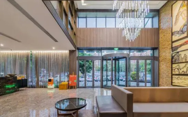 Orange Hotel (Chongqing Ranjiaba)