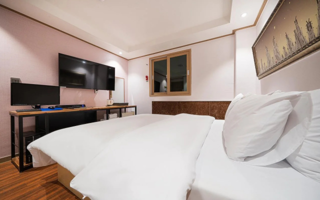 Shinchon S Hotel