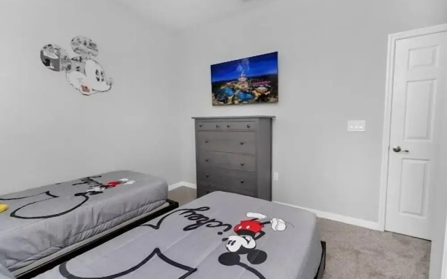 Briar Rose 4 Bedroom Villa by RedAwning