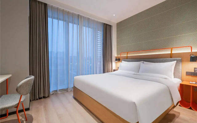 Novotel Living Hangzhou International Convention Center