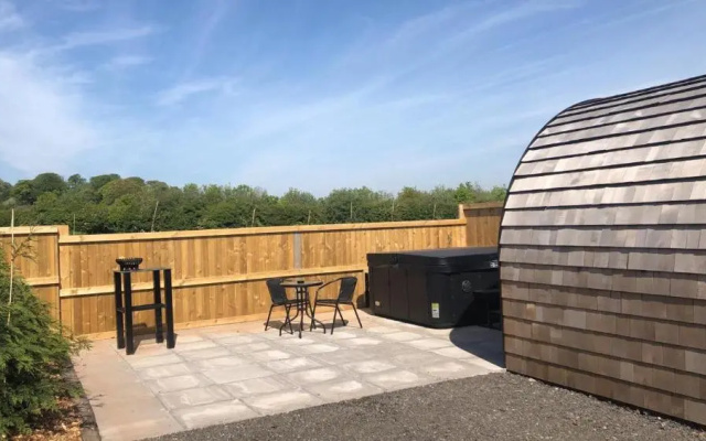 Superior glamping pod with hot tub
