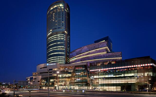 Отель Sheraton Seoul D Cube City Hotel Южная Корея, Сеул - отзывы, цены и фото номеров - забронировать отель Sheraton Seoul D Cube City Hotel онлайн вид на фасад