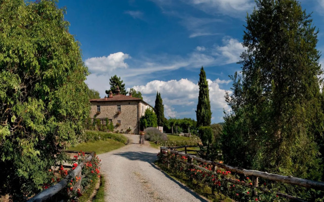 Sleeps: 12 (6 bedrooms, 6 bathrooms) 450 m2. Private garden and the pool (5x12 mts – 1,30mts depth),-VILLA LEOPOLDINA