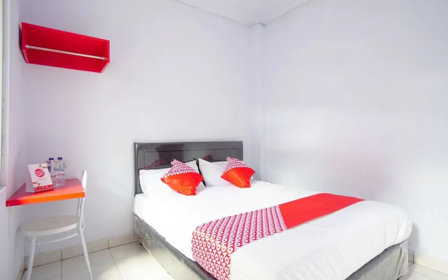 Oyo 1064 Manado Airport Residence