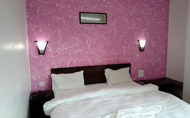 Hotel Navneet Grand