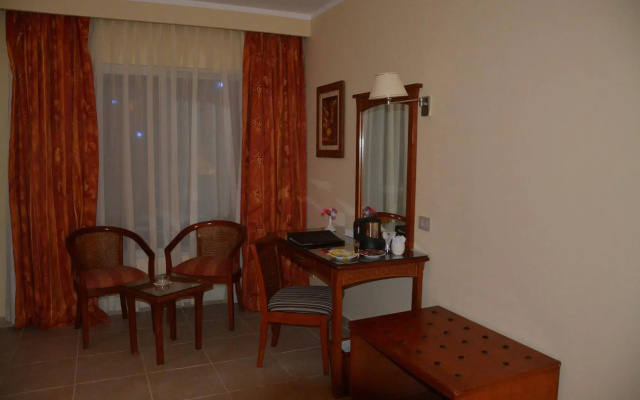 Le Mirage New Tiran