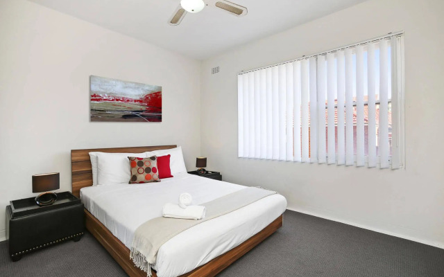 Le Sands Apartments