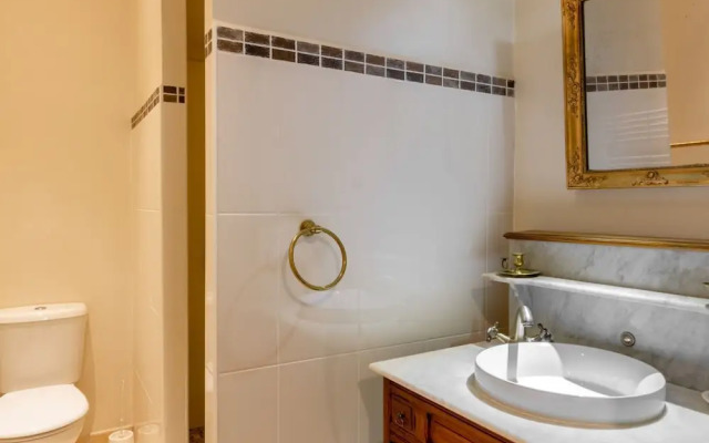 Elegant Holiday Home in Olonzac With Private Swimming Pool
