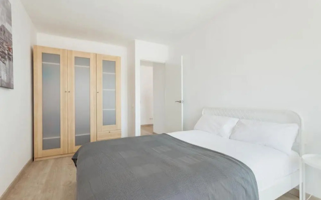 Oasis Be my Guest Castelldefels