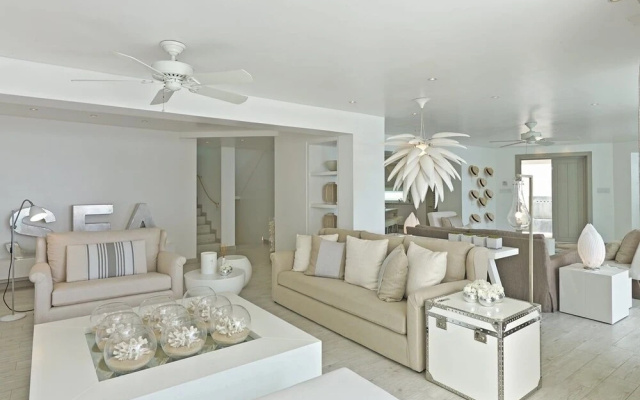 Footprints Estate 11 Bedroom Home by Blue Sky Luxury