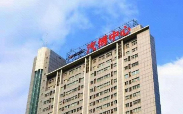 Chongqing Juhao Wanjia Hotel (Jintong Road Subway Station, Auto Expo Center)