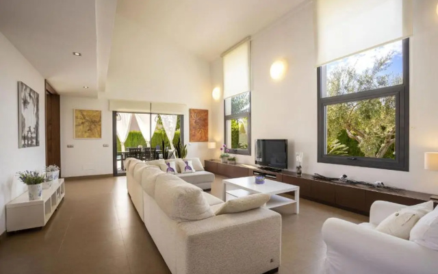 Villa Angela Family Suite