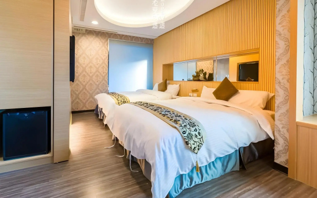 Skylight B&B
