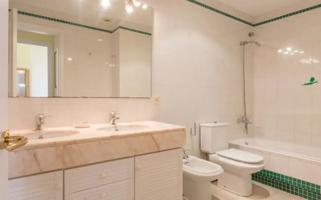 Apartment - 3 Bedrooms - 104673