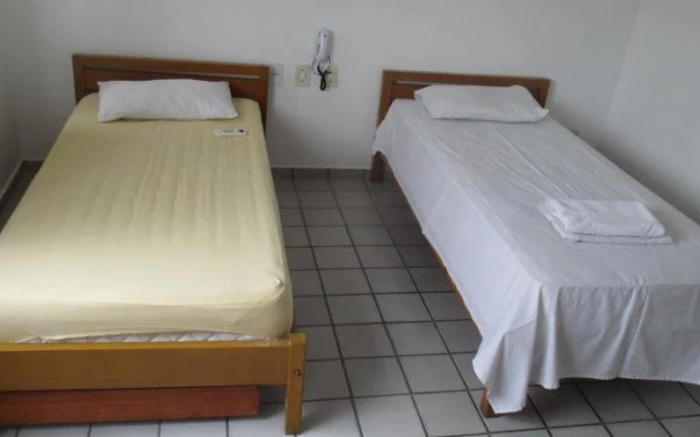 OYO Amarante Hotel