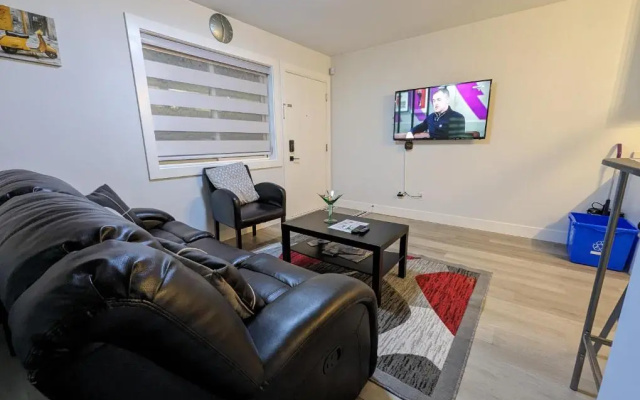 Modern & Luxurious Suites in Surrey