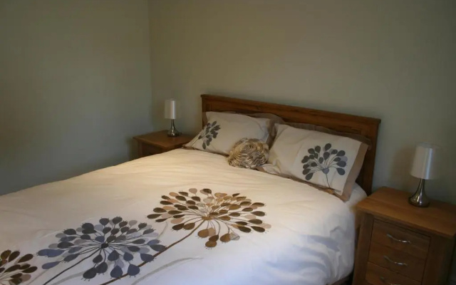 Highlands Apartment 5