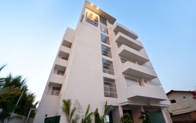 The Beach - All Suite Hotel вид на фасад