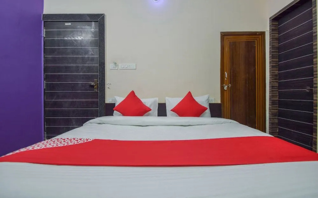 Oyo 29879 Hotel Midtown