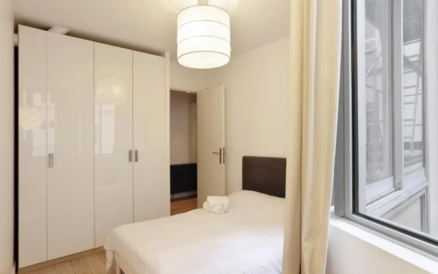 Sleek Apartments near Saint Germain