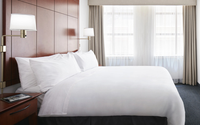 Central Loop Hotel
